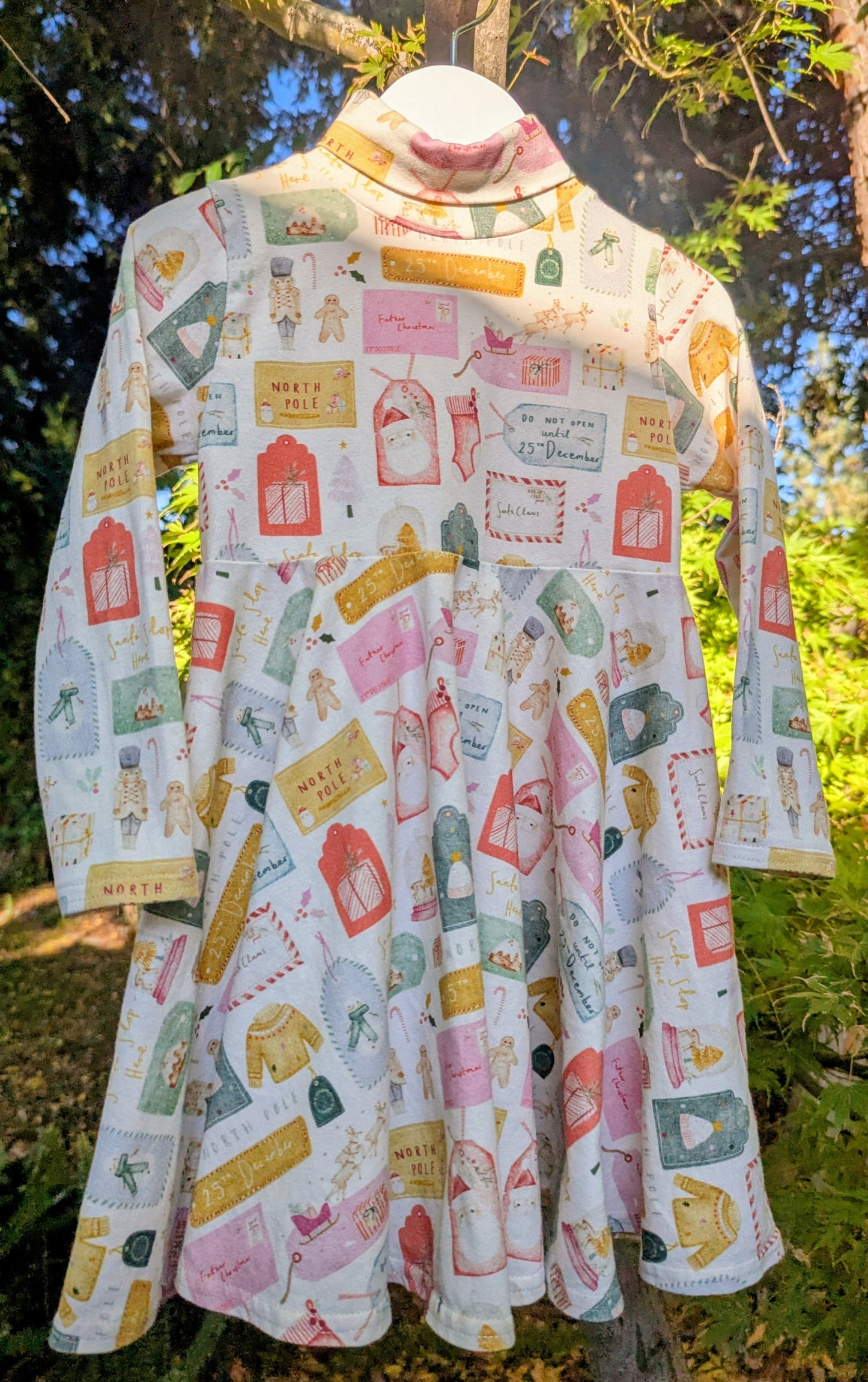 Locv Turtleneck Dress